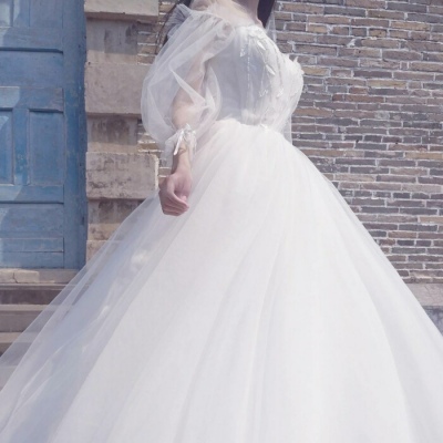 讨好大佬，陪睡上位，遭央视“开除”